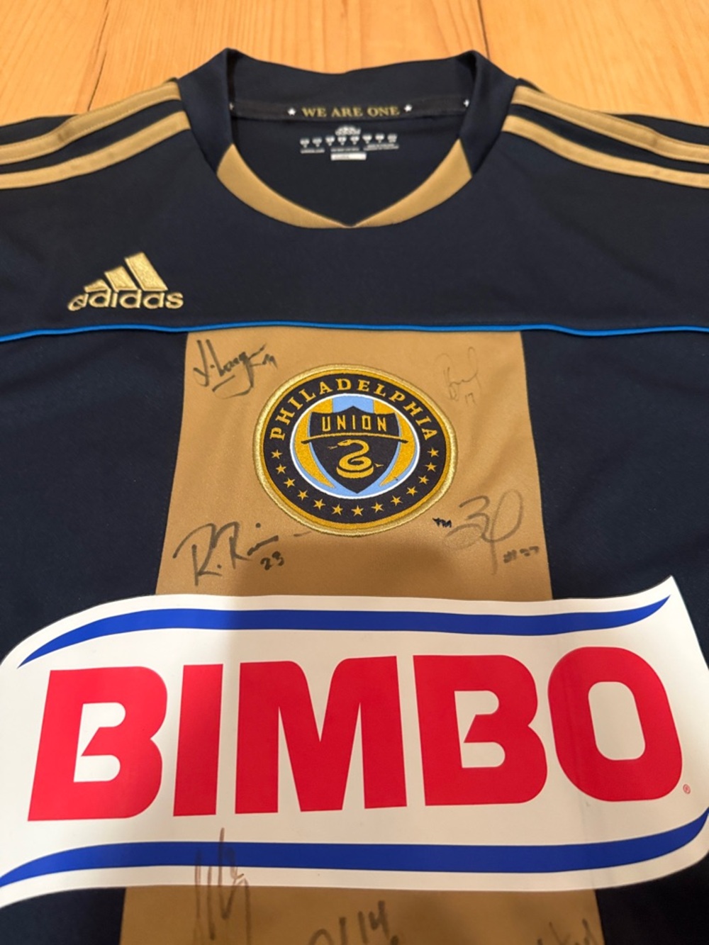 SIGNED adidas Philadelphia Union Jersey - Navy and Gold Center Stripe - Picture 4 of 6